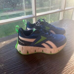 NWT Reebok Toddler Navy and Lime Sneakers
